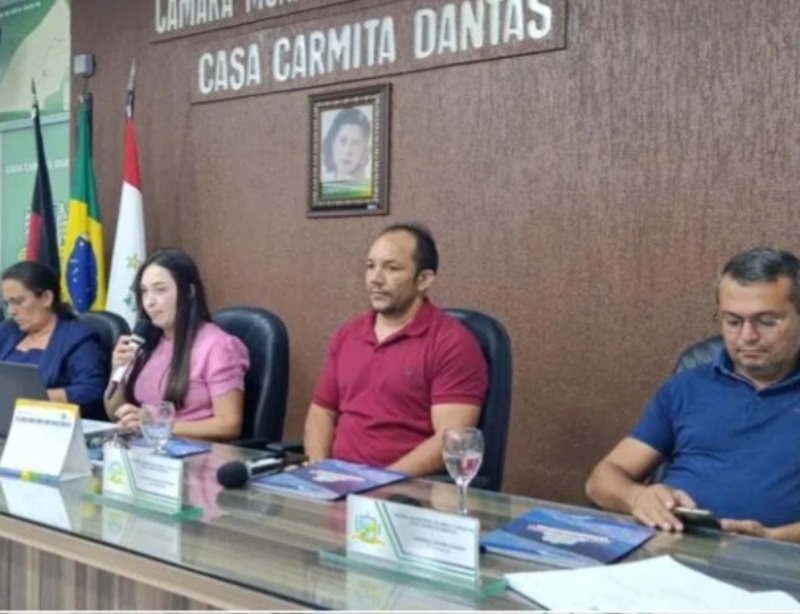 Sess�o Ordin�ria da c�mara de M�e D'�gua realizada nesta ter�a-feira (12) termina com aprova��o de v�rias mat�rias