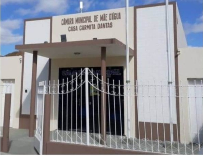 Vereadores da c�mara de M�e D'�gua s�o convocados para sess�o extraordin�ria que ser� realizada nesta quinta-feira (28)